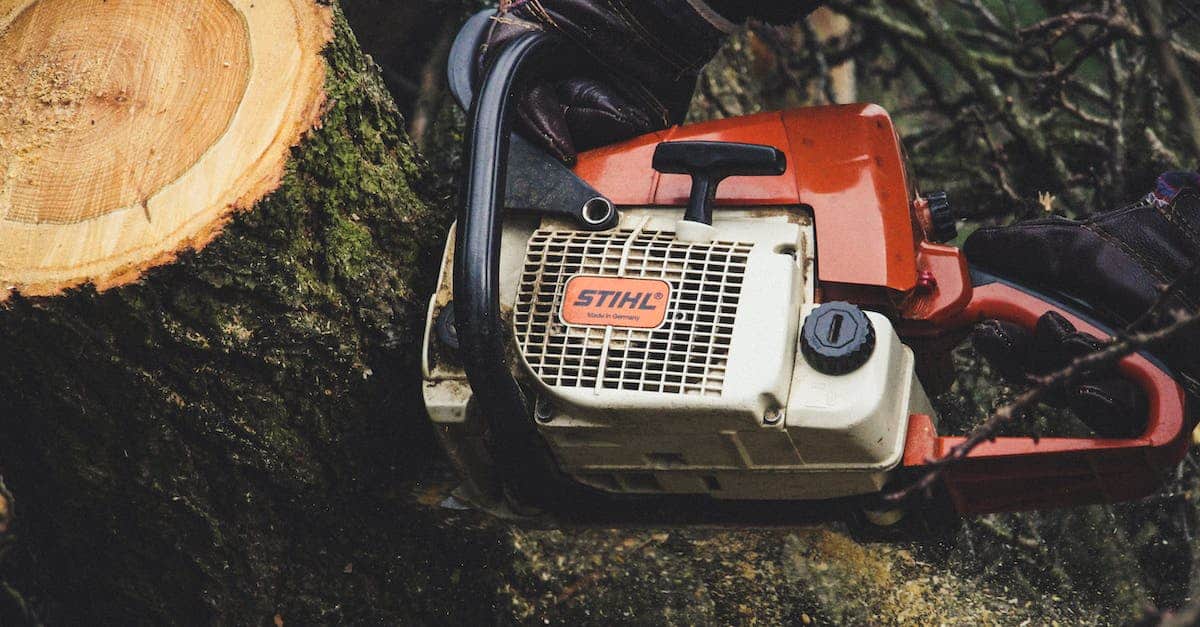 What is a Chainsaw? Essential Guide, Safety Tips & Maintenance Hacks